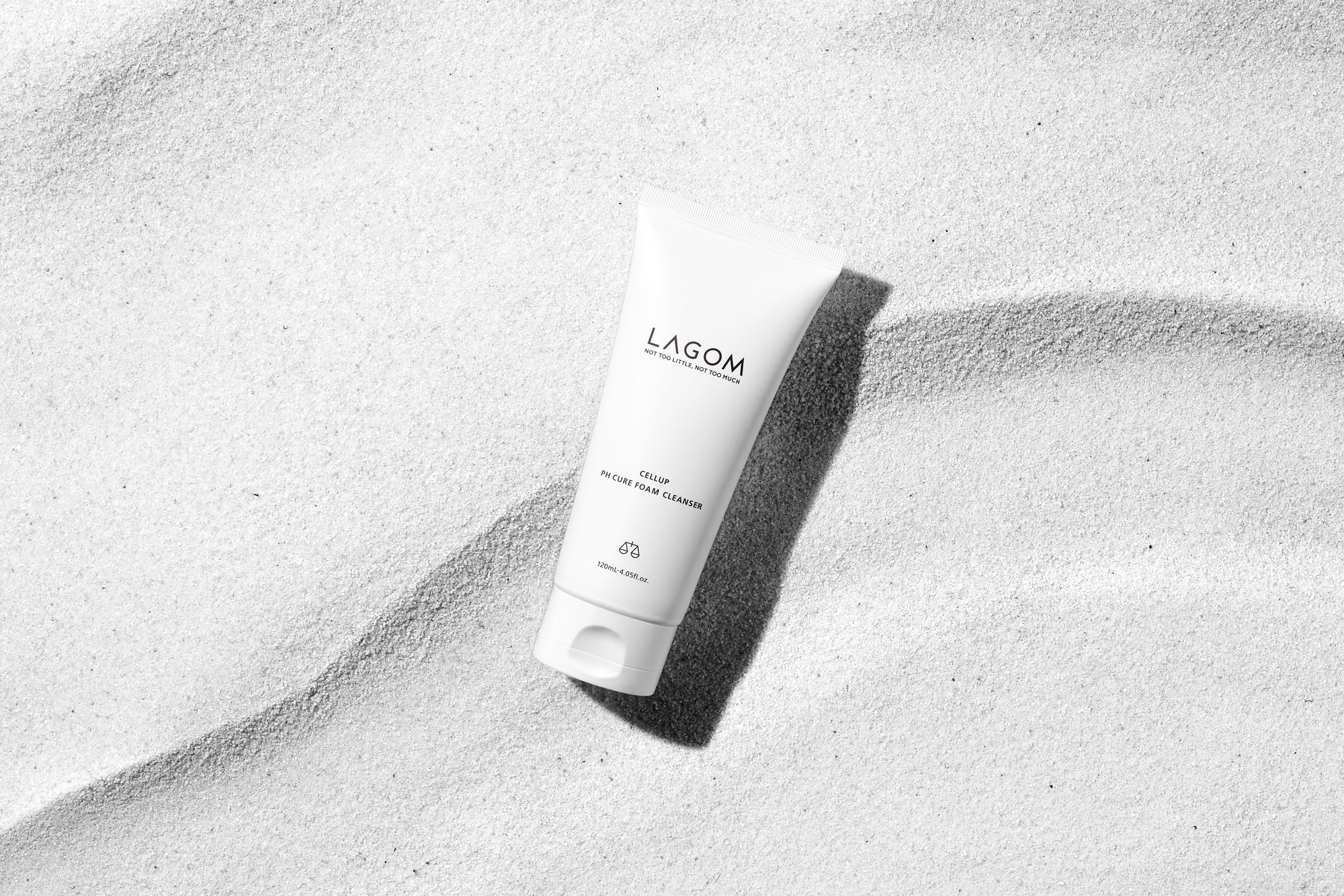 LAGOM CELLUP PH CURE FOAM CLEANSER 