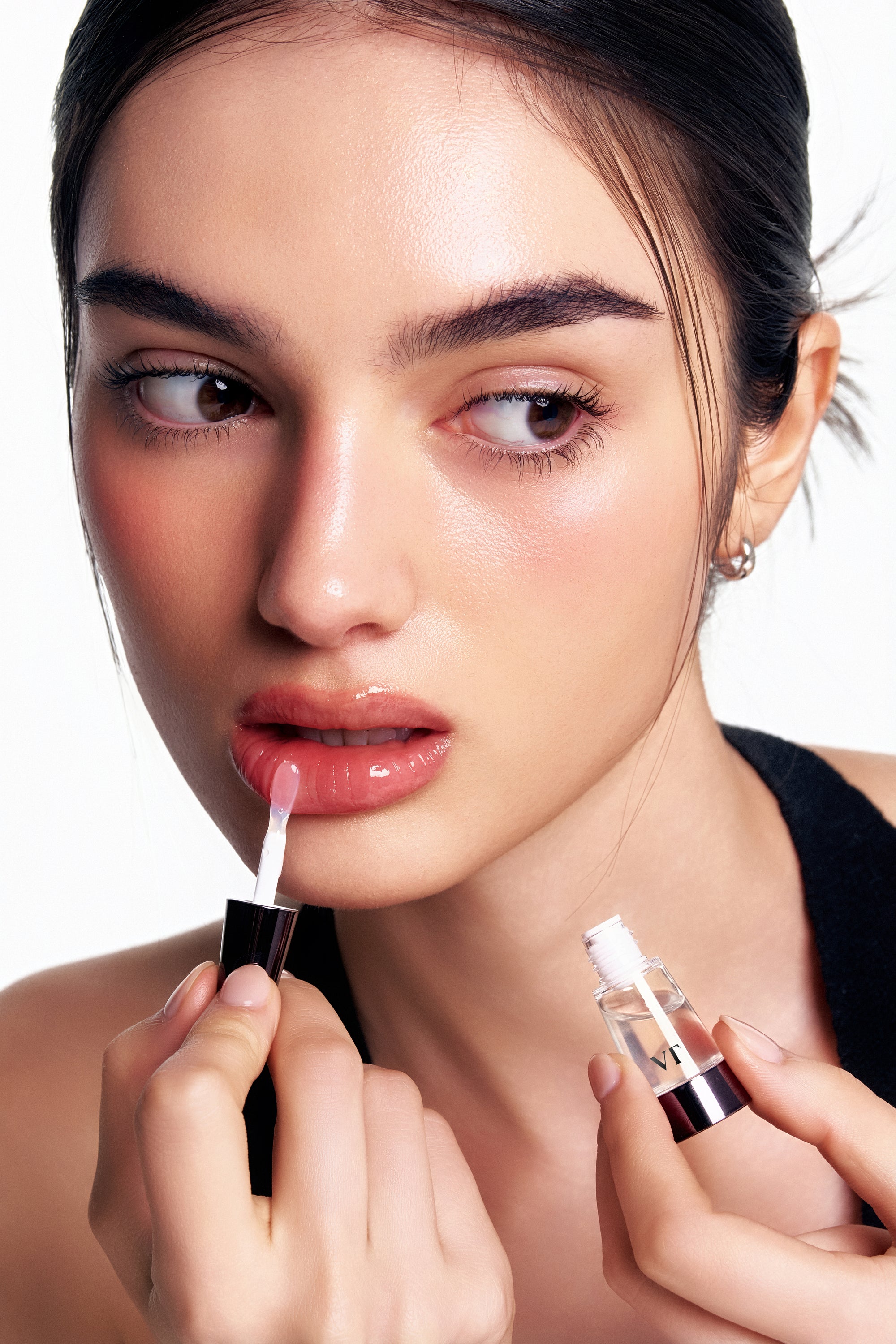 VT REEDLE SHOT LIP PLUMPER EXPERT
