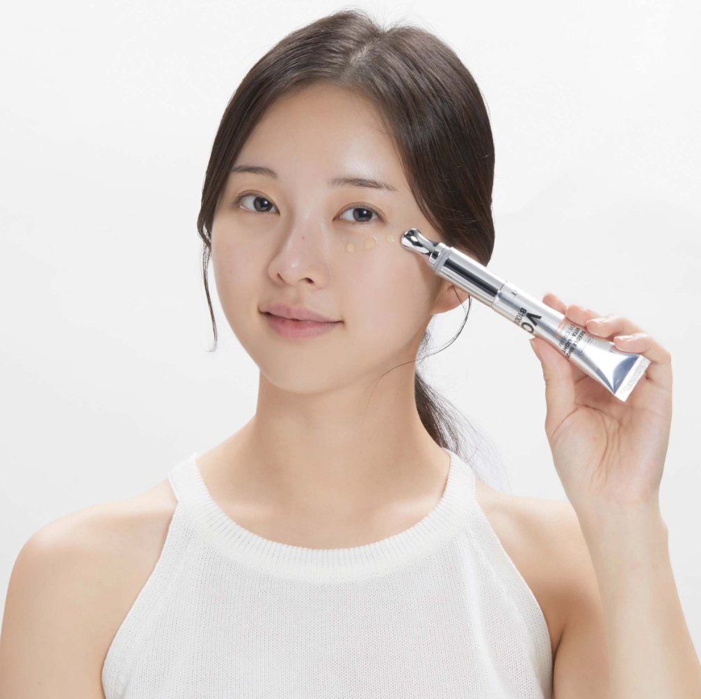 VT REEDLE SHOT VITA-LIGHT EYE CREAM