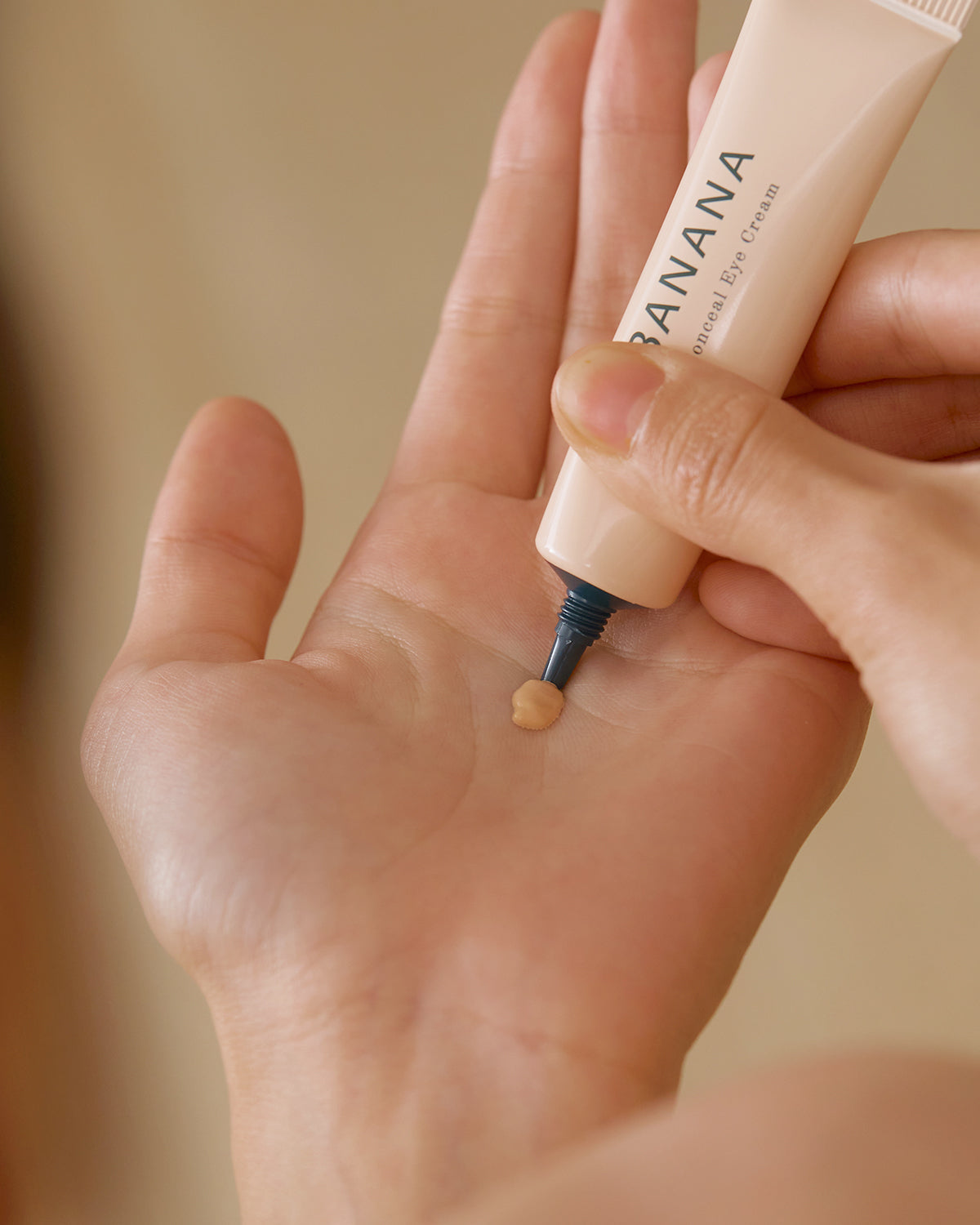 shaishaishai BANANA Conceal Eye Cream