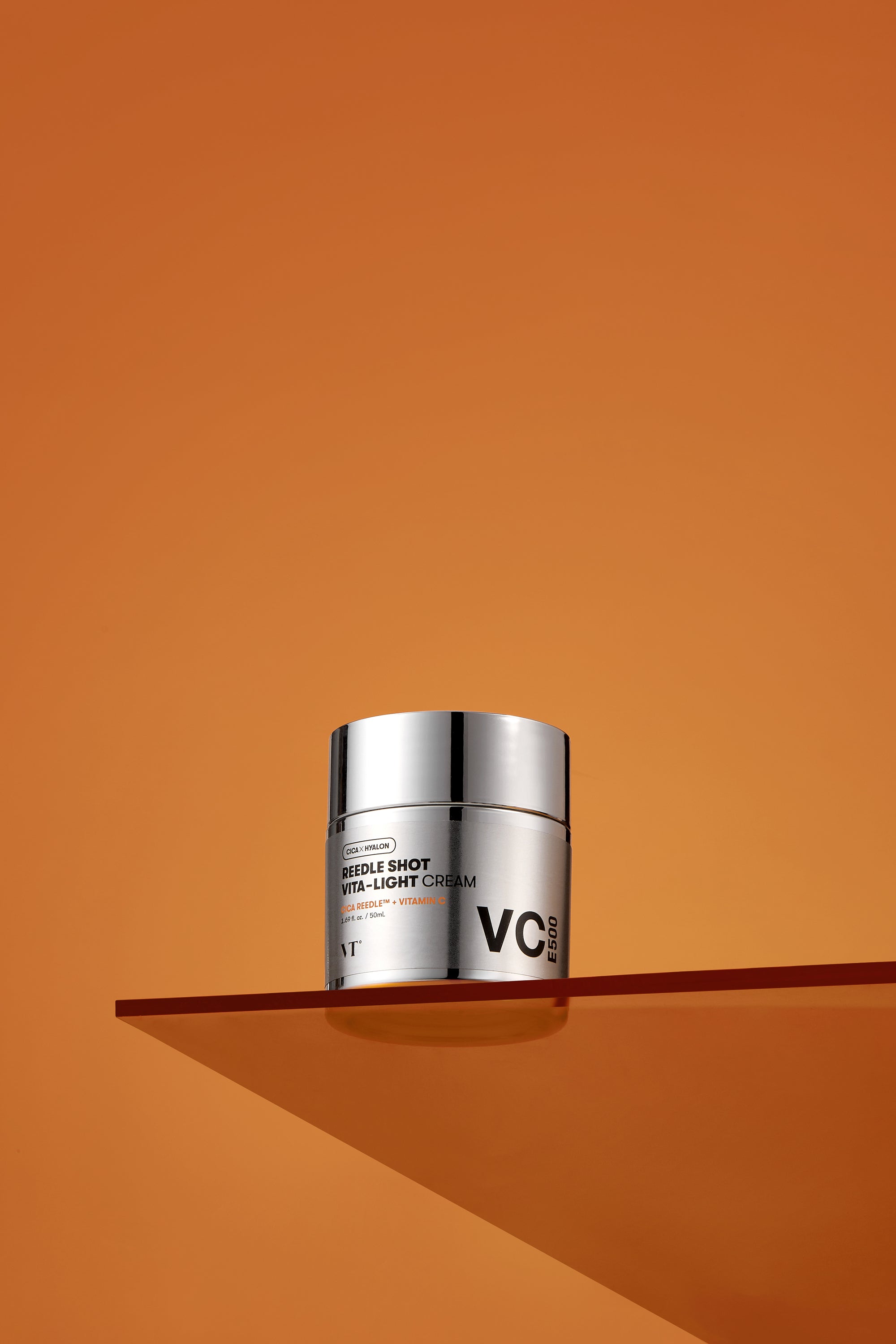 VT REEDLE SHOT VITA-LIGHT CREAM